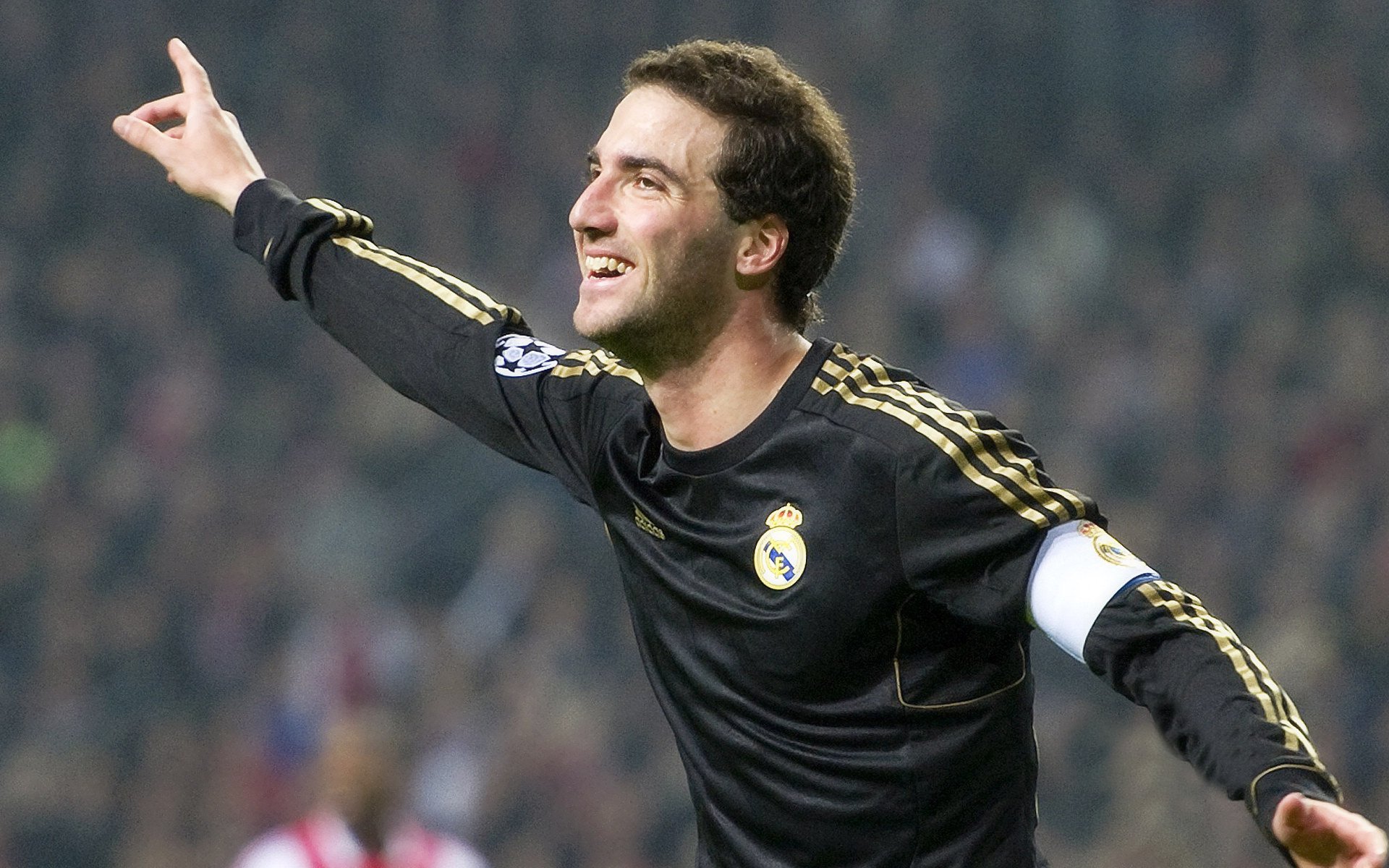 开云电竞app-中国足球国家队球员身体素质训练科学规划，国足的身体素质